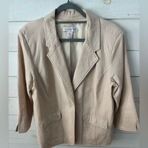 Susan Graver Women's Beige textures Blazer in size large. Great condition!